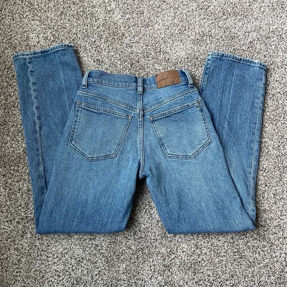 Madewell The Petite '90s Straight Jean in Rondell Wash - Size: 23P - Picture 9 of 11
